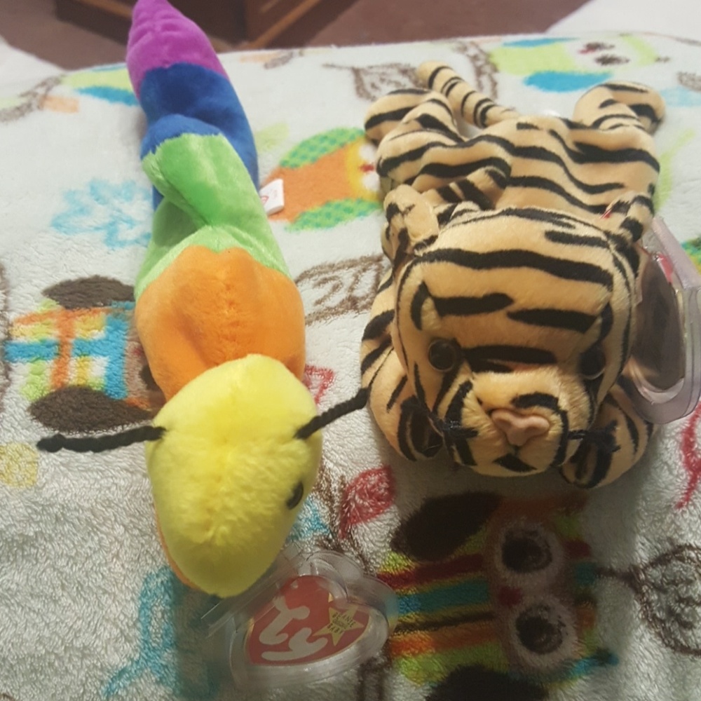 TY BEANIE BABY SET: INCH THE WORM & STRIPES THE TIGER